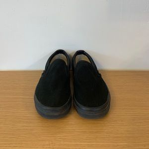 Black vans slip-on shoes